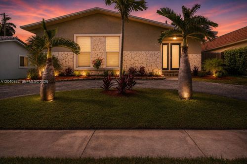 816 Johnson St, Hollywood, FL, 33019-1132 | Card Image