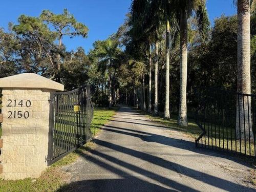 2140 C Rd, Loxahatchee Groves, FL, 33470-3837 | Card Image