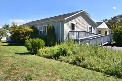 33 Blackbird Court, House other with 2 bedrooms, 2 bathrooms and 2 parking in Tiverton RI | Image 1