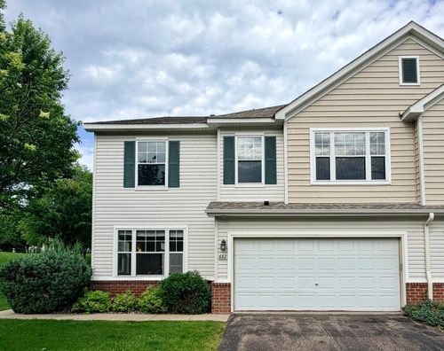 682 Princeton Ave, Shakopee, MN, 55379-4549 | Card Image