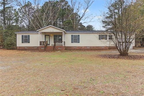 1512 Seabrook School Rd, Fayetteville, NC, 28312-5784 | Card Image
