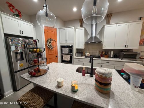 526 Eagle Moon Lake Dr, ST AUGUSTINE, FL, 32092-3585 | Card Image