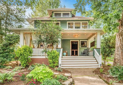 84 Elizabeth St, Asheville, NC, 28801-2268 | Card Image