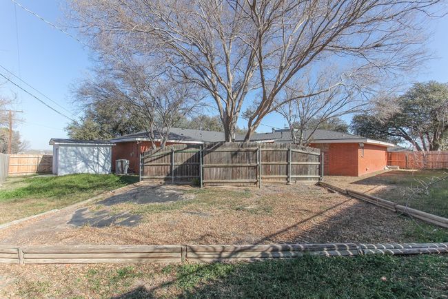 10 Glenwick Cv, House other with 3 bedrooms, 3 bathrooms and 2 parking in Big Spring TX | Image 38