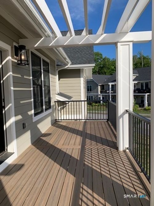 g-501 Edgewater Cir, East Hampton, CT, 06424 | Card Image