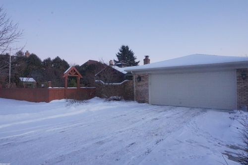 40298 Sandy Drive, Clinton Charter Township, MI, 48038 | Card Image