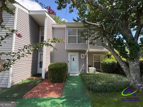 105 Governors Dr, Forest Park, GA, 30297-2172 | Card Image
