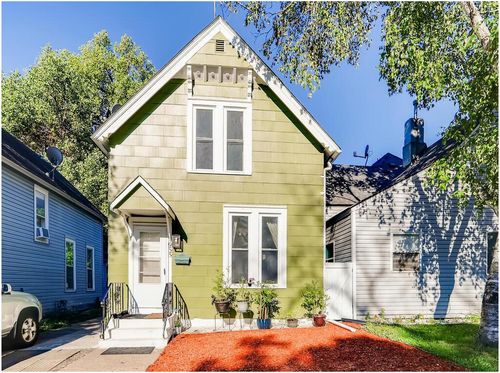 955 Bradley St, Saint Paul, MN, 55130-4005 | Card Image