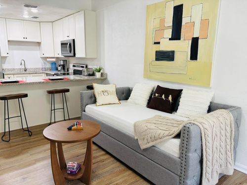 1252 High Rd, Tallahassee, FL, 32304-1844 | Card Image