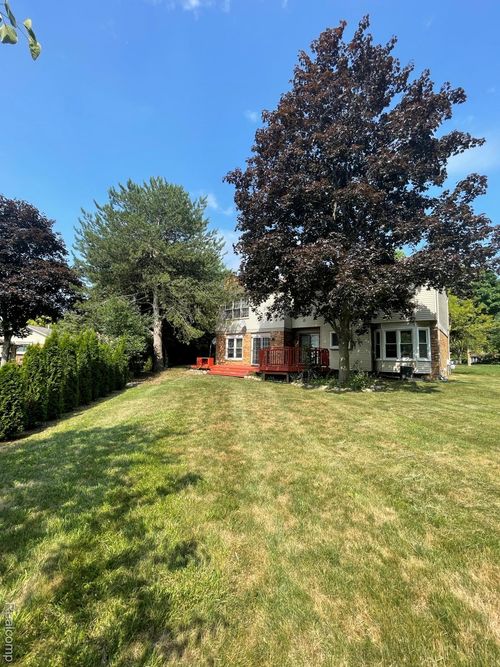 174 Glenshire Dr, Troy, MI, 48085-5541 | Card Image