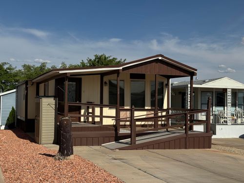 66-1150 W Red Hills Pkwy, Washington, UT, 84780-1300 | Card Image