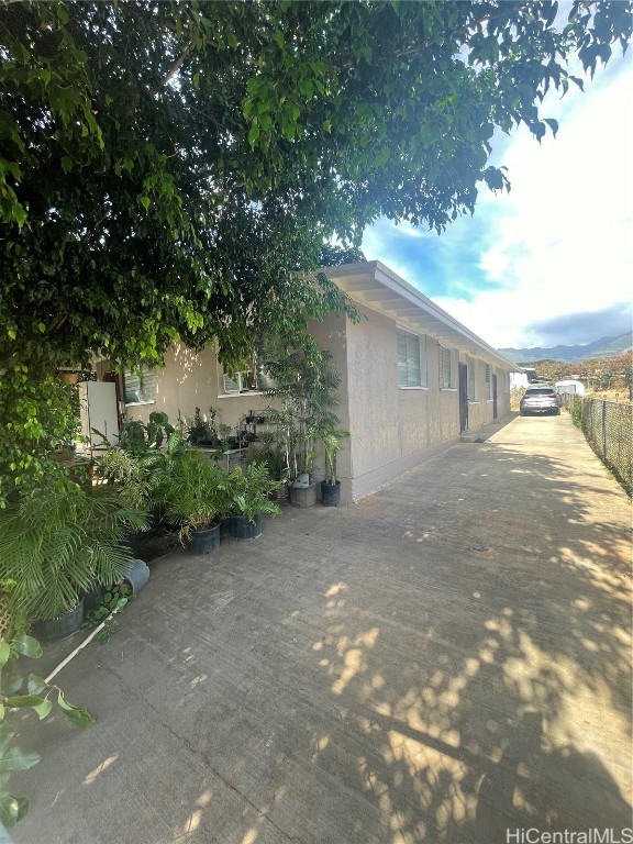 Lahaina St, Waianae, HI 96792