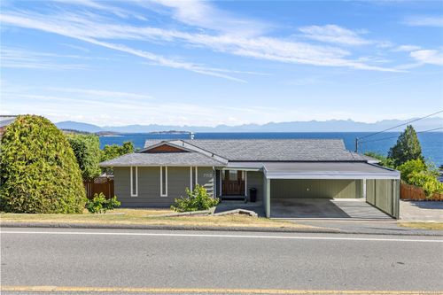 7158 Dickinson Rd, Lantzville, BC, V0R2H0 | Card Image