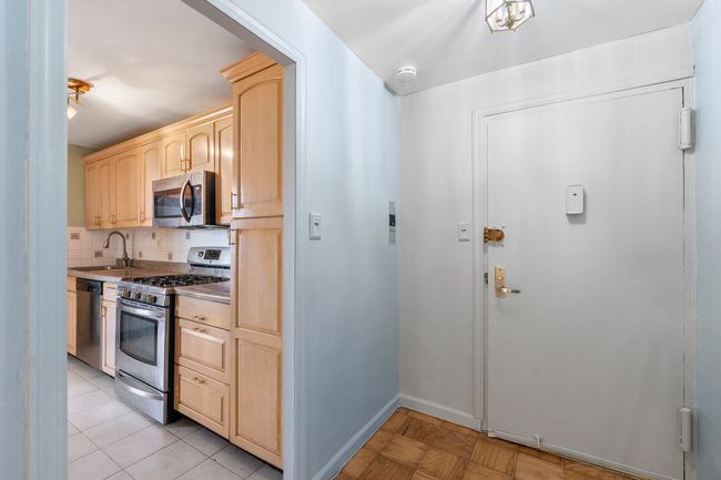 APT-33L - 6040 Kennedy Blvd E, House other with 1 bedrooms, 1 bathrooms and null parking in West New York NJ | Image 5
