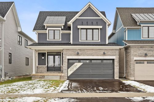 132 Eastbridge Ave, Welland, ON, L3B0M2 | Card Image