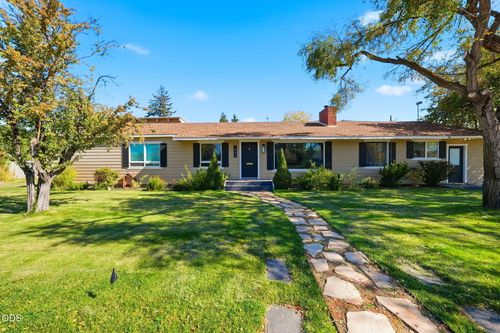1040 Sw 15th Street, Redmond, OR, 97756 | Card Image