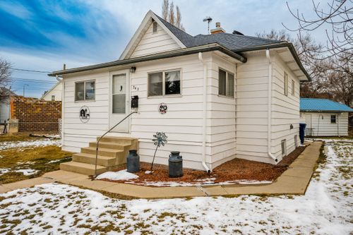 343 Gladstone St, Sheridan, WY, 82801-4826 | Card Image