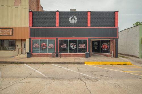 1107 Cherokee Ave, Seneca, MO, 64865-9207 | Card Image