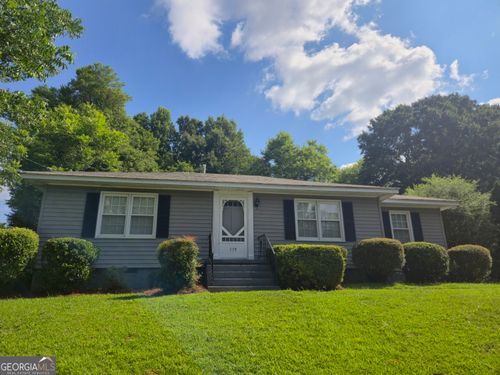 635 Burbank Cir Se, Smyrna, GA, 30080-1819 | Card Image