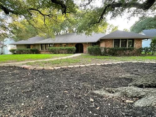 5619 Lake Jackson Dr, Waco, TX, 76710-2749 | Card Image