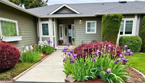 apt-e102-1601 Maiden Ln, Wenatchee, WA, 98801-8318 | Card Image