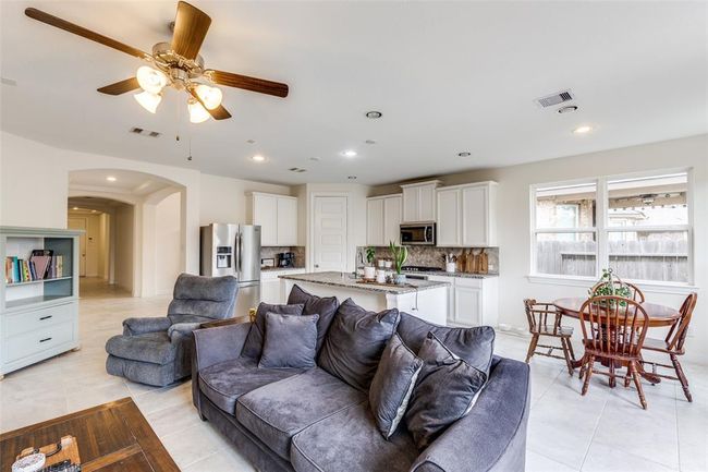 22610 Cutter Mill Dr, House other with 3 bedrooms, 2 bathrooms and 2 parking in Spring TX | Image 8