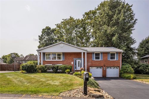 607 Westland Dr, Greensburg, PA, 15601-6050 | Card Image