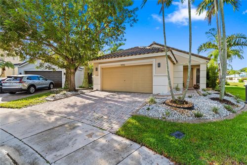 1416 Canary Island Dr, Weston, FL, 33327-2348 | Card Image