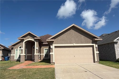 8317 Pocono Cir, Corpus Christi, TX, 78414-6459 | Card Image