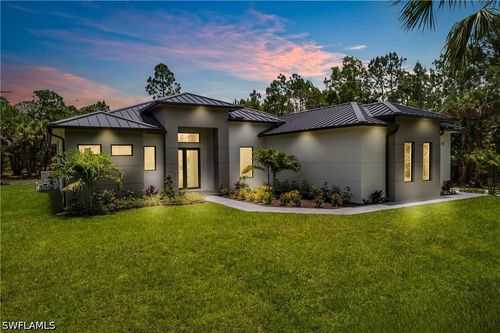172 11th St Sw, Naples, FL, 34117-2159 | Card Image