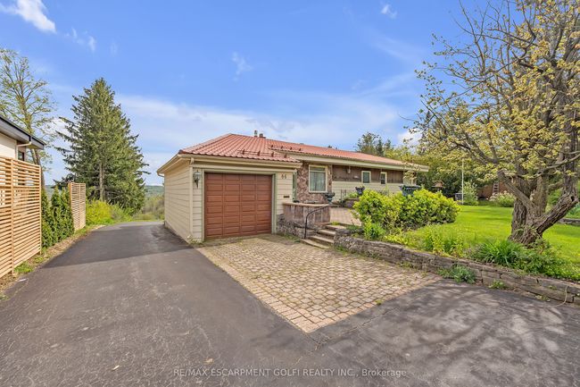 86 Maple Ave, House other with 2 bedrooms, 2 bathrooms and 15 parking in Dundas ON | Image 5