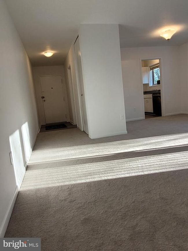 APT-201 - 10607 Kenilworth Ave, Condo with 2 bedrooms, 1 bathrooms and null parking in BETHESDA MD | Image 4
