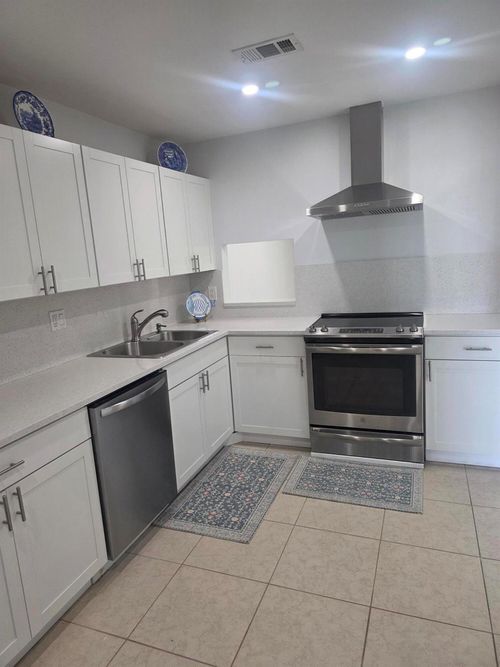 apt-40-2886 Fernley Dr E, West Palm Beach, FL, 33415-8314 | Card Image