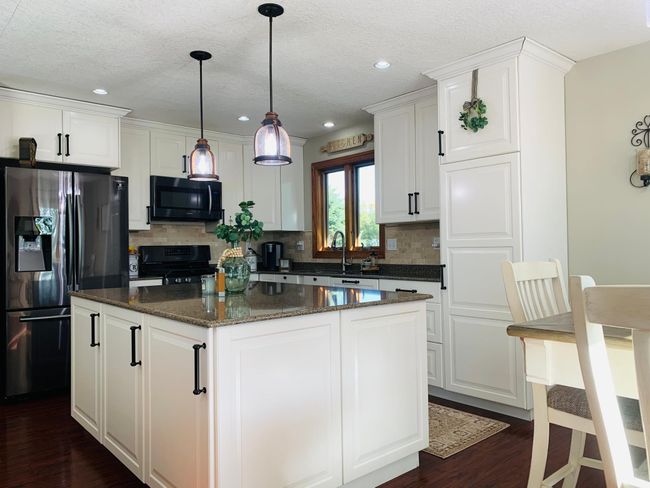 Kitchen | Image 10