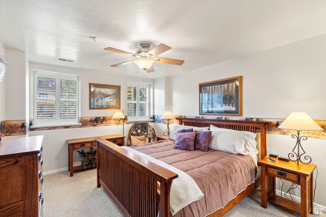 Bedroom 2 with the same bright natural light to wake you to another day in beautiful Eden | Image 10