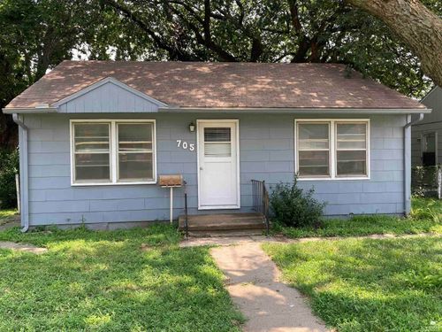 705 N Eisenhower Dr, Junction City, KS, 66441-3221 | Card Image