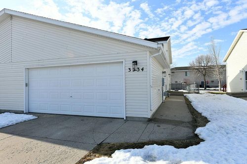 3334 30th Avenue S, Fargo, ND, 58103 | Card Image