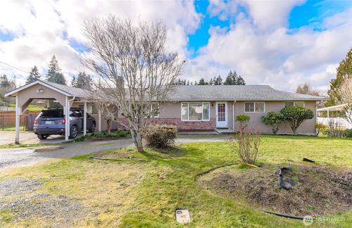 8520 Woodland Ave E, Puyallup, WA, 98371-6556 | Card Image