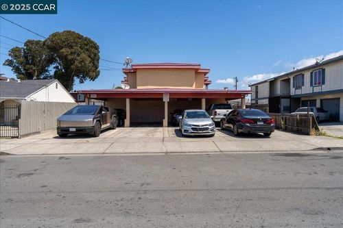 1329 Garvin Ave, Richmond, CA, 94801-2354 | Card Image