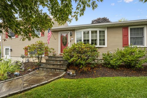 41 Andover Rd, Stamford, CT, 06902-4415 | Card Image
