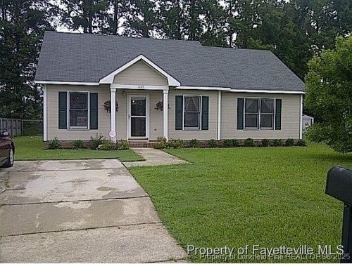 1029 Locks Creek Rd, Fayetteville, NC, 28312-9506 | Card Image