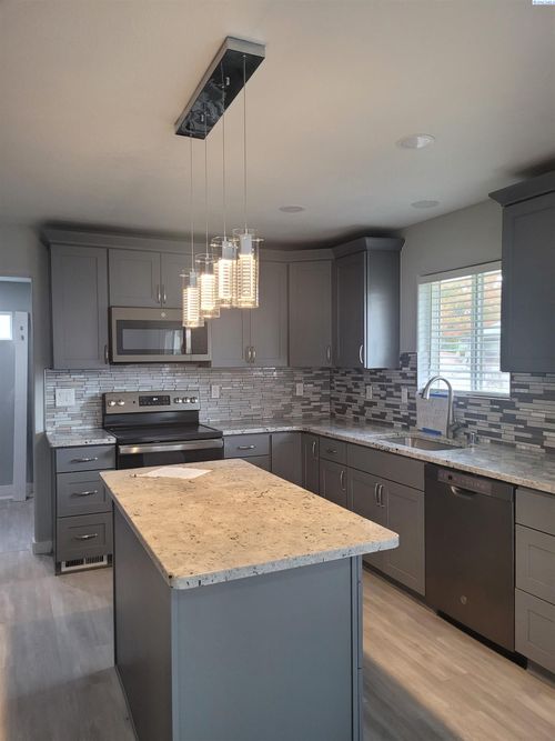 3714 W Nixon St, Pasco, WA, 99301-2920 | Card Image