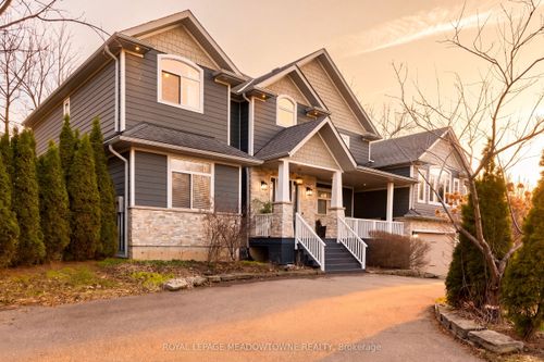 254 Main Street S, Halton Hills, ON, L7G4S5 | Card Image