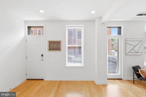 1325 Valley, BALTIMORE, MD, 21202 | Card Image