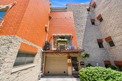 2-860 N Elston Ave, Chicago, IL, 60642-4169 | Card Image