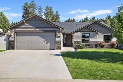 4905 S Coyote Creek Ln, Home with 3 bedrooms, 2 bathrooms and null parking in Spokane Valley WA | Image 1