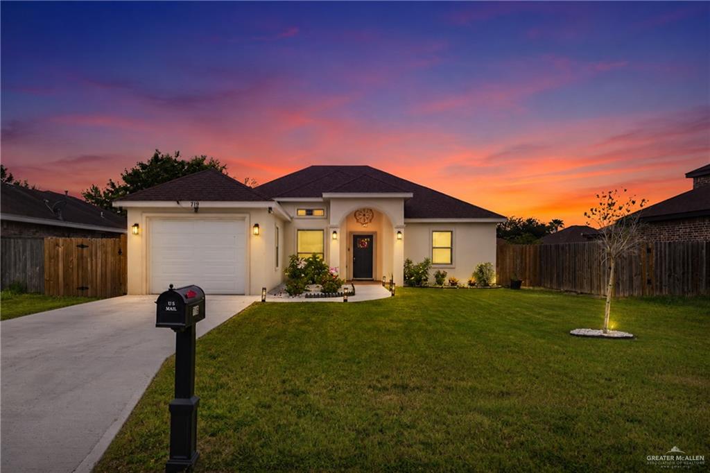 Residential in Alamo