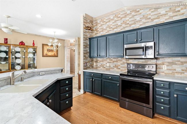 17490 Se 84 Th Evergreen Court, House other with 3 bedrooms, 2 bathrooms and null parking in The Villages FL | Image 14