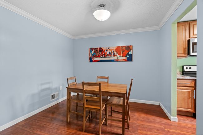 Dining area. | Image 4
