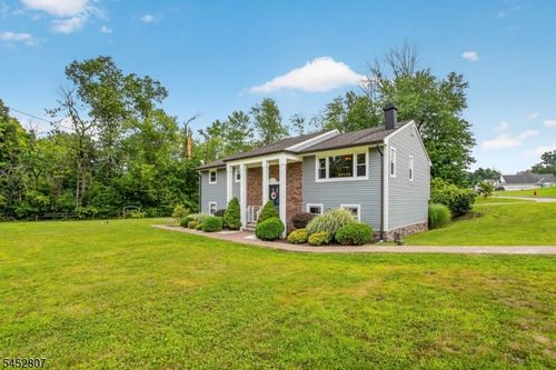 105 Jacksonville Rd, Lincoln Park, NJ, 07035-1503 | Card Image